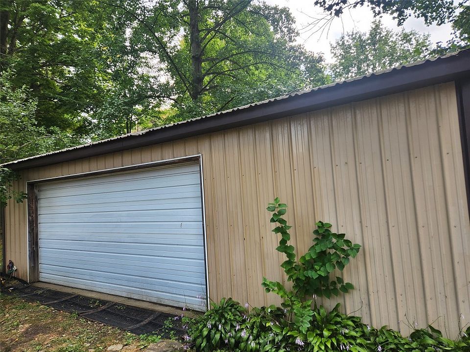 2nd image of 616 Fair Ave