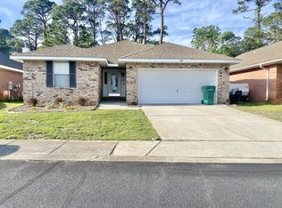 715 Marsh Harbor Dr, Mary Esther, FL 32569