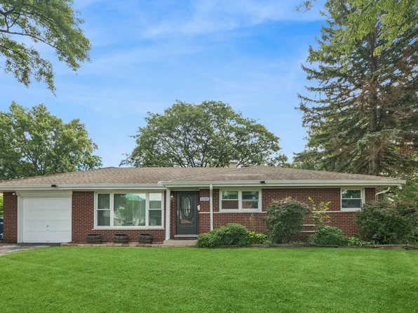 11325 S Nashville Ave, Worth, IL 60482