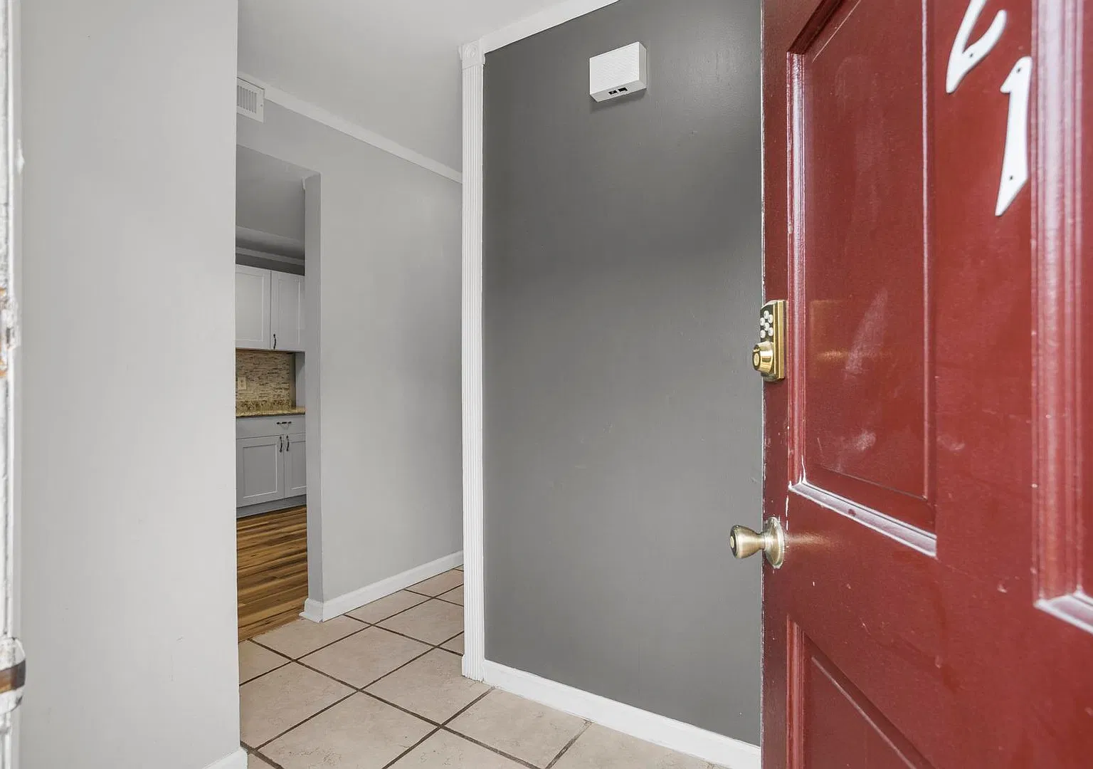 Townhouse Available first of the year in Jacksonville! — Photo 3