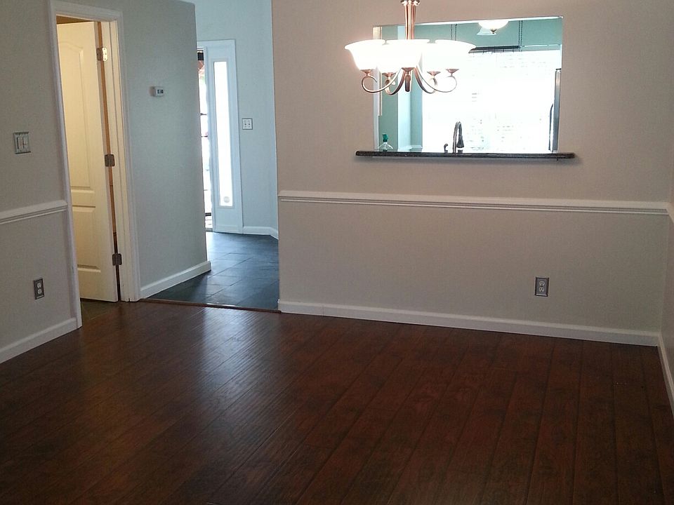 1st image of 2652 Hartley St