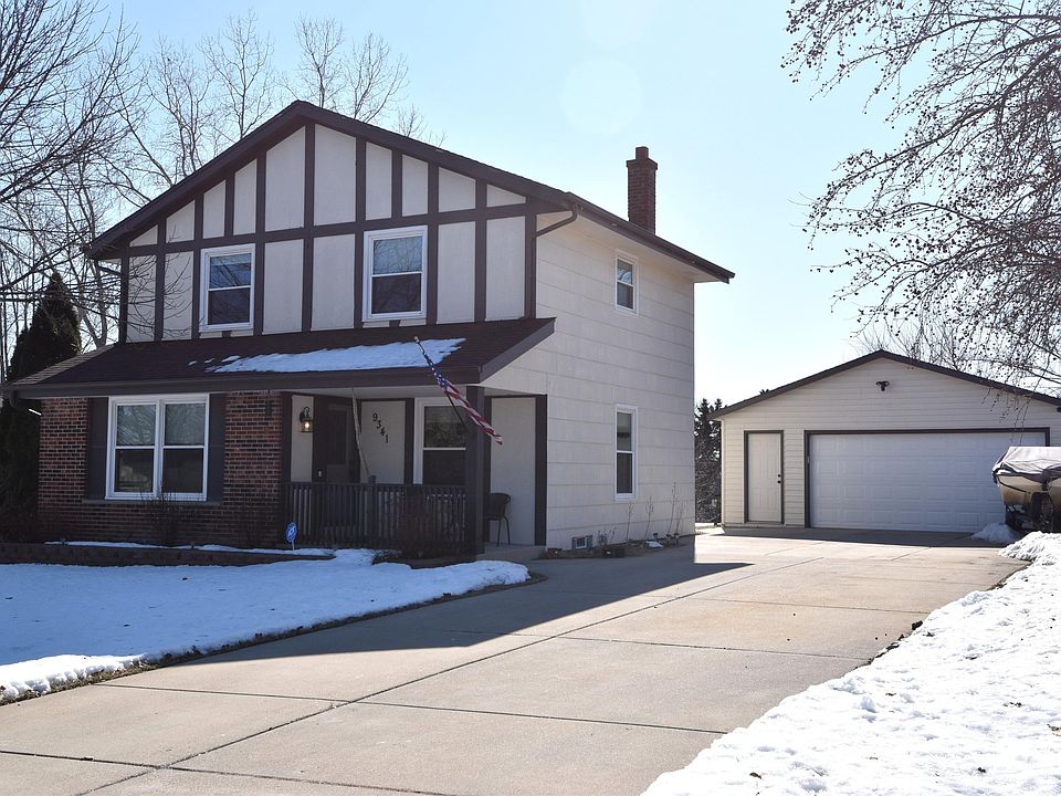 1st image of 9341 W Goodrich Ave