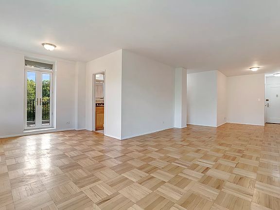 2nd image of 5355 Henry Hudson Pkwy W APT 4J