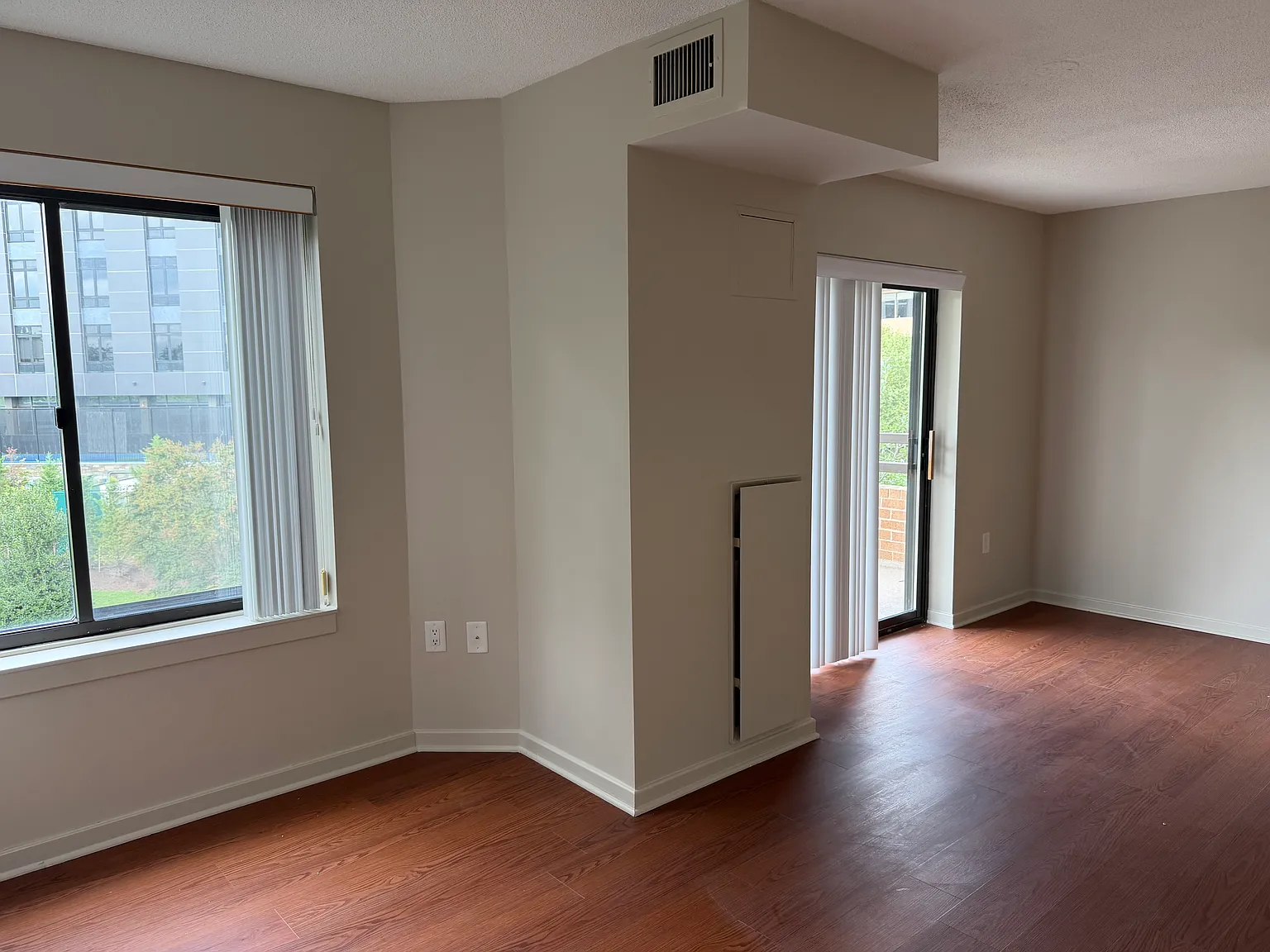 2111 Wisconsin Ave NW — Photo 4