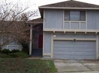 907 Locust Dr, Vallejo, CA 94591