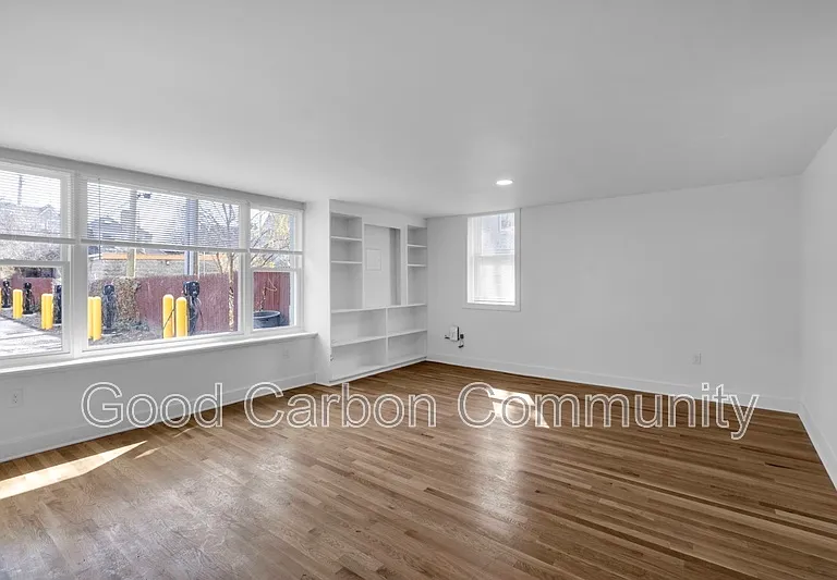 213 Summer St #1 — Photo 2