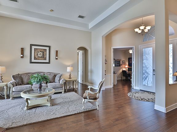 2nd image of 2877 Grazeland Dr