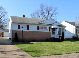 2713 Lincoln Ave, Parma, OH