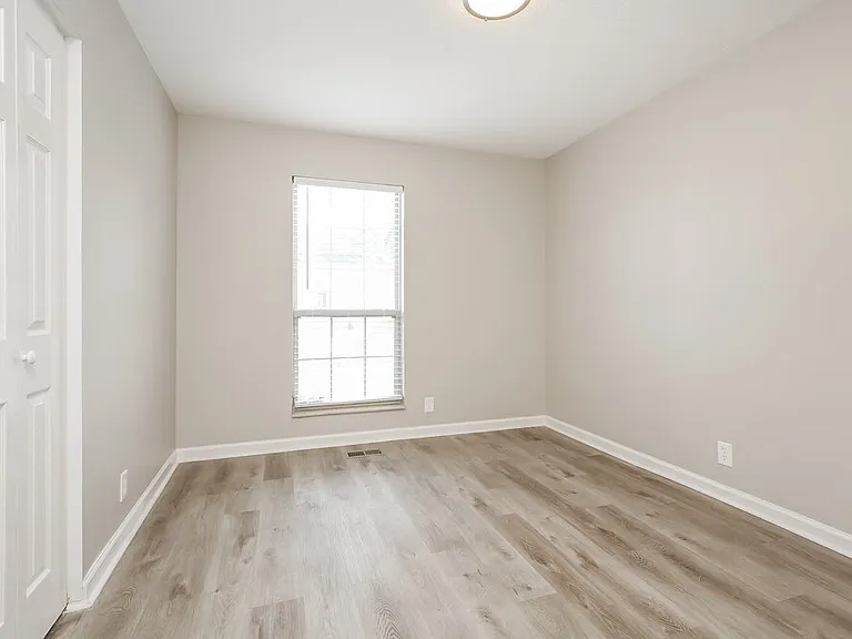404 Sorensen Way — Photo 13