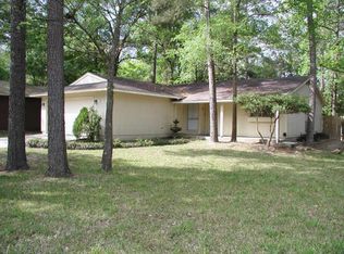 1 Blue Fox Rd, Spring, TX 77380