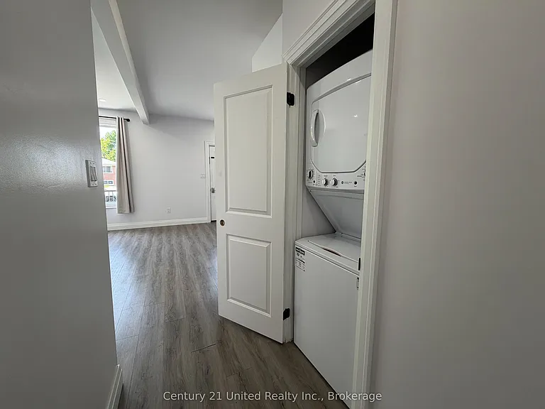 825 Cameron St #A — Photo 8