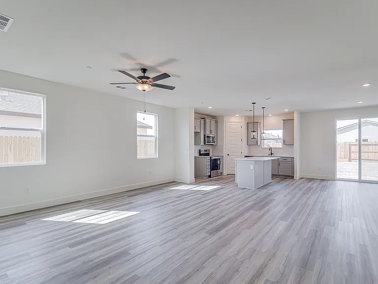 8208 Dreamside Ave — Photo 16