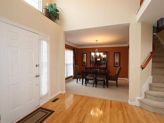 3rd image of 200 Briargate Dr
