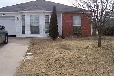 1st image of 304 E Sandlewood Dr