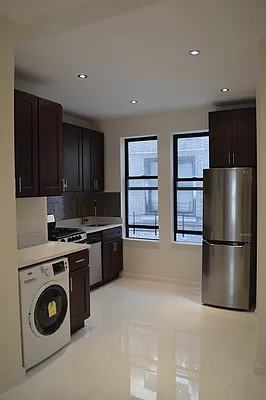 Rented by CoSo Apartments | media 46