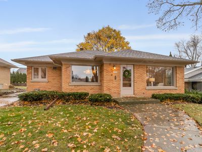 10319 W Melvina St, Wauwatosa, WI, 53222