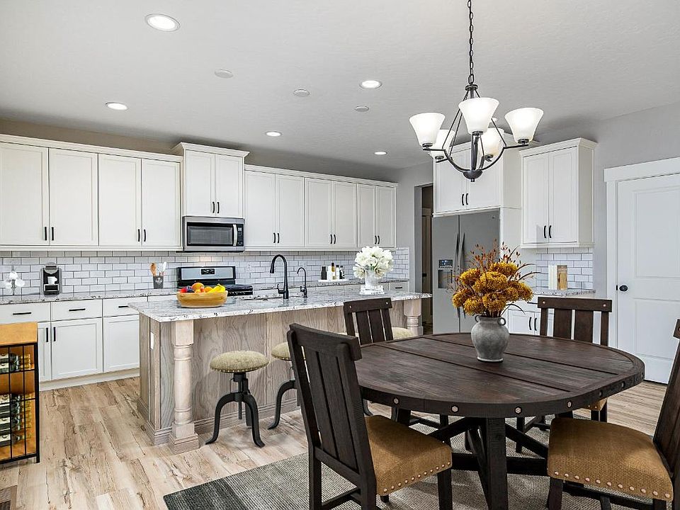 Inviting open-concept kitchen and adjacent dining area