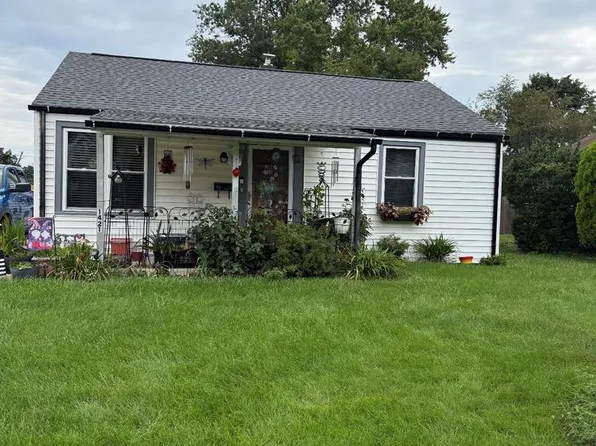 1421 W James St, Norristown, PA 19403
