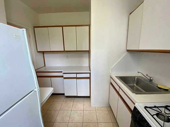 5th image of 83-15 Lefferts Blvd #33J