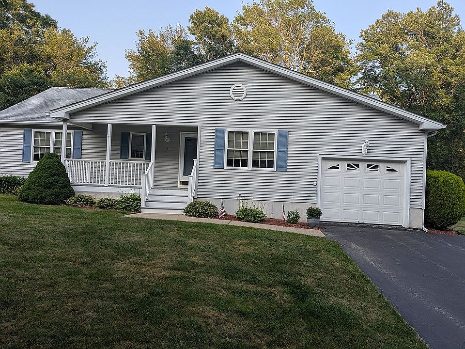 1st image of 4 Deerfield Cir