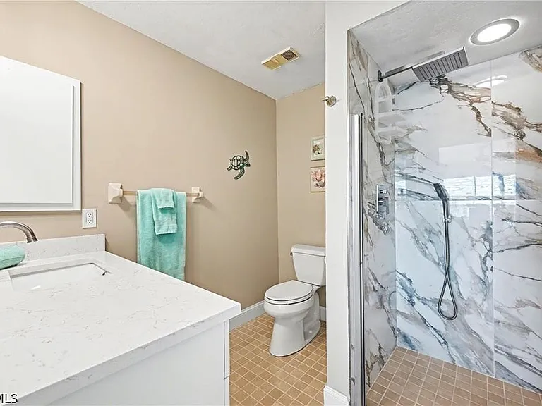 11170 Caravel Cir #104 — Photo 9
