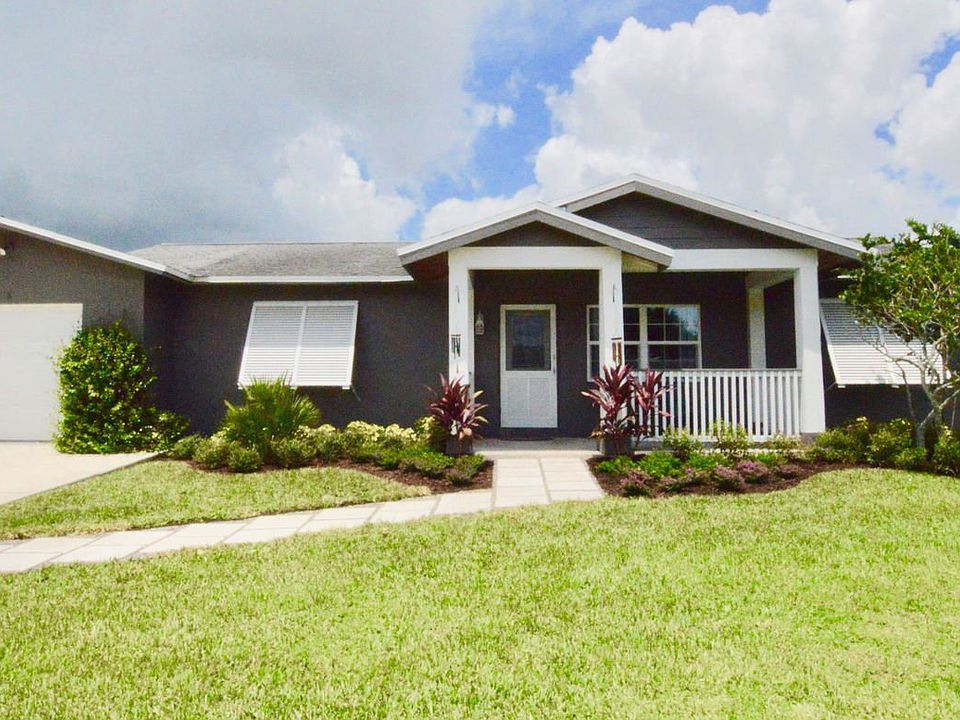 1st image of 3176 SW Areca Dr