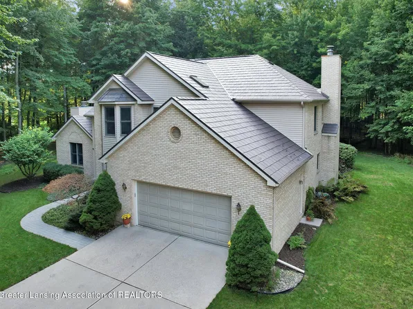 6117 Green Rd, Haslett, MI 48840