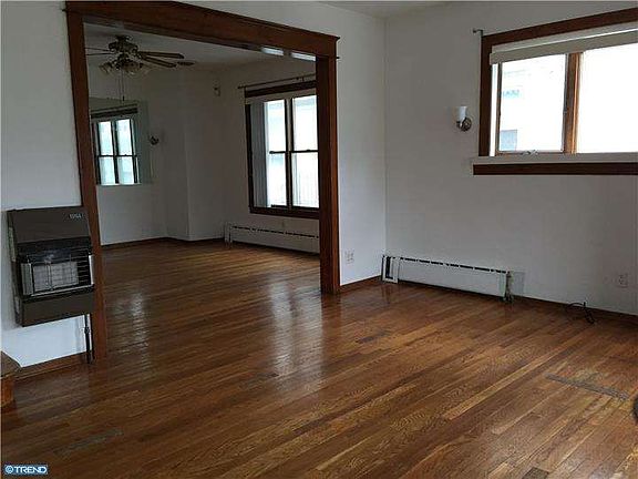 4th image of 414 Custer Ave