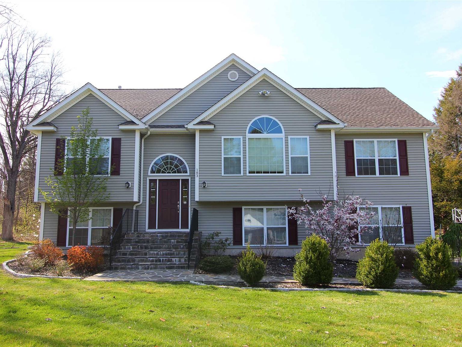 183 Overocker Rd, Poughkeepsie, NY 12603 Zillow