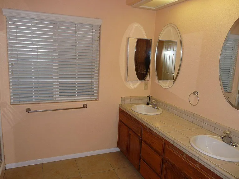16420 Los Cedros Rd — Photo 16