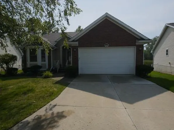 1151 Creekside Ct, Burton, MI 48509