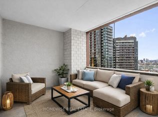 914 Yonge St #1807, Toronto, ON