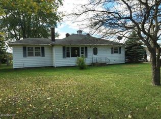 11379 E Apple Ave, Ravenna, MI 49451