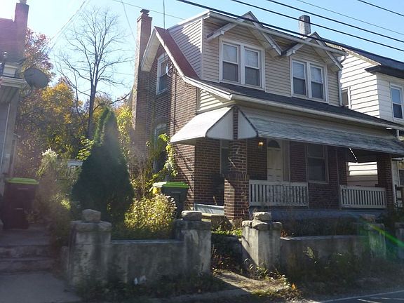2nd image of 642 Main St