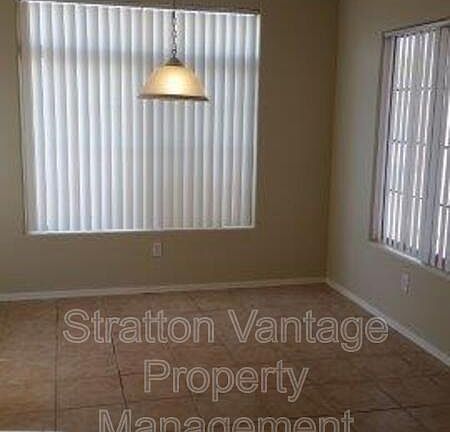 3rd image of 12942 W Voltaire Ave