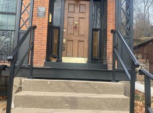 525 S Bench St APT 1, Galena, IL 61036