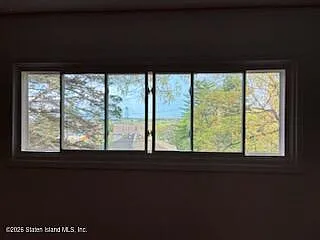 60 Cedar Ter — Photo 13