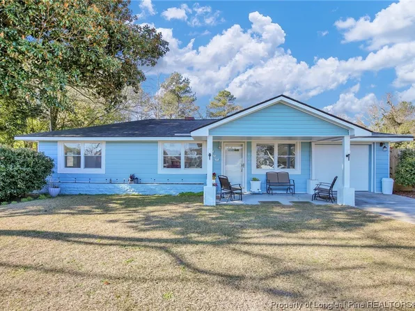 1096 Strickland Bridge Rd, Fayetteville, NC 28304