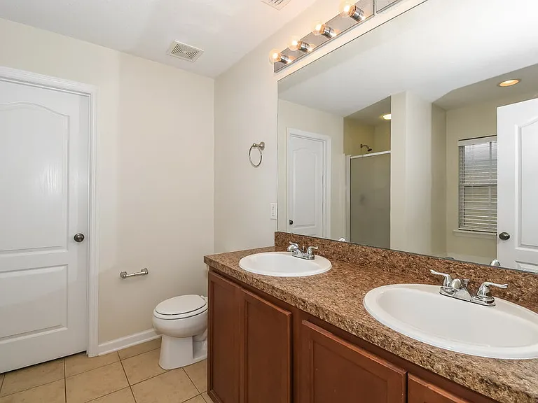 2274 Tyson Lake Dr — Photo 10