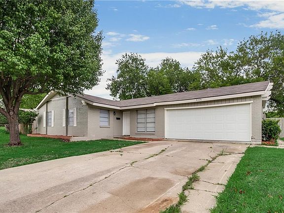 3rd image of 4328 Ashwood Dr