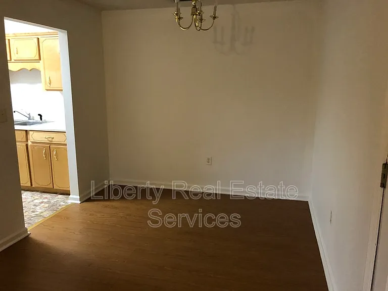 134 Rolland St #12 — Photo 6