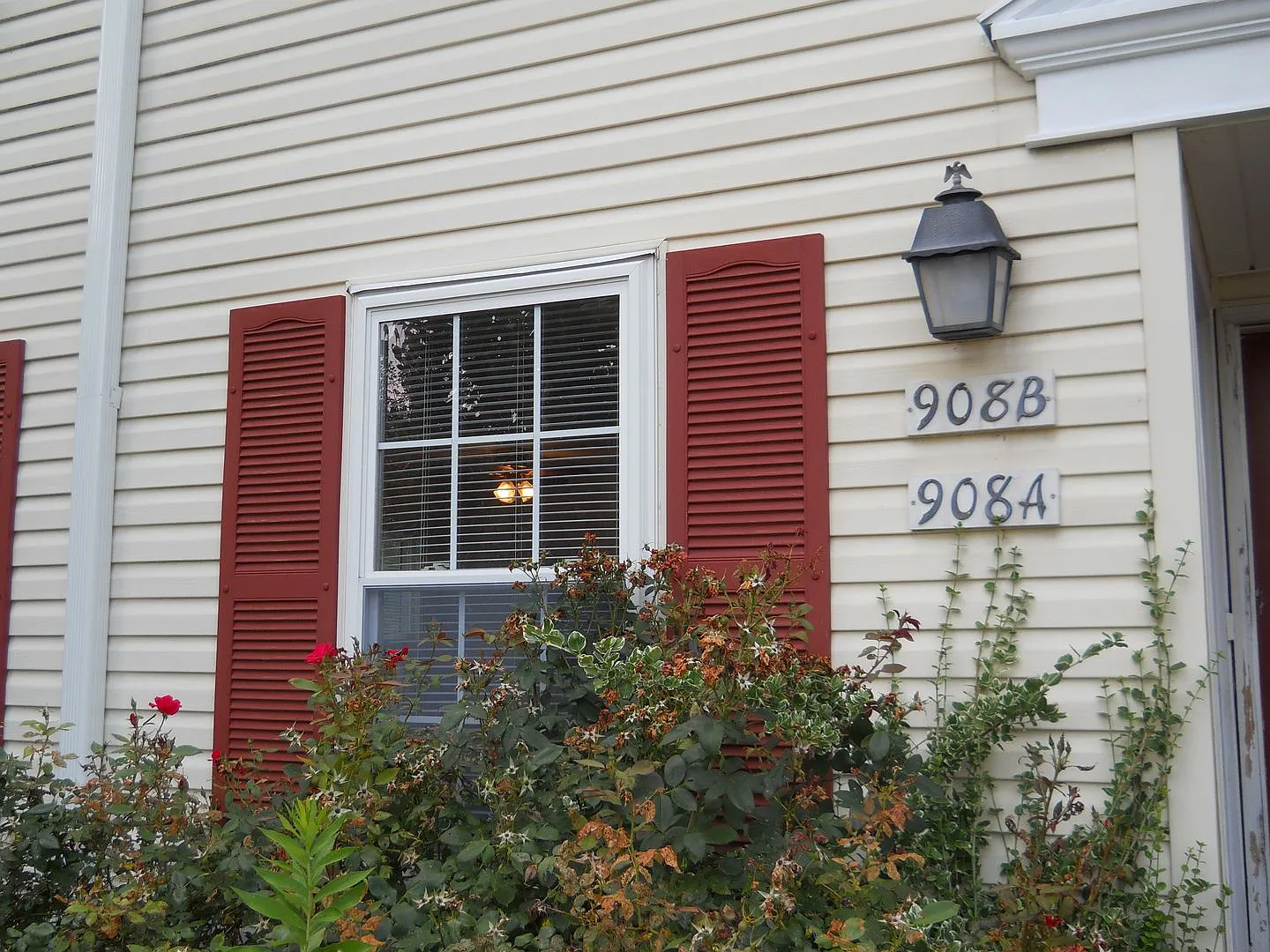 2br Morgandale Condo Avail. Immed!! — Photo 2