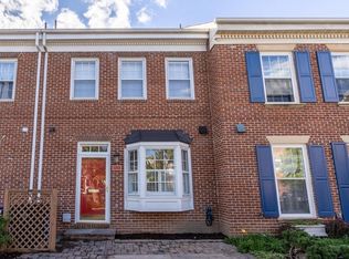 207 S West St, Alexandria, VA 22314