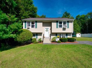 30 Colonial Rd, Douglas, MA 01516