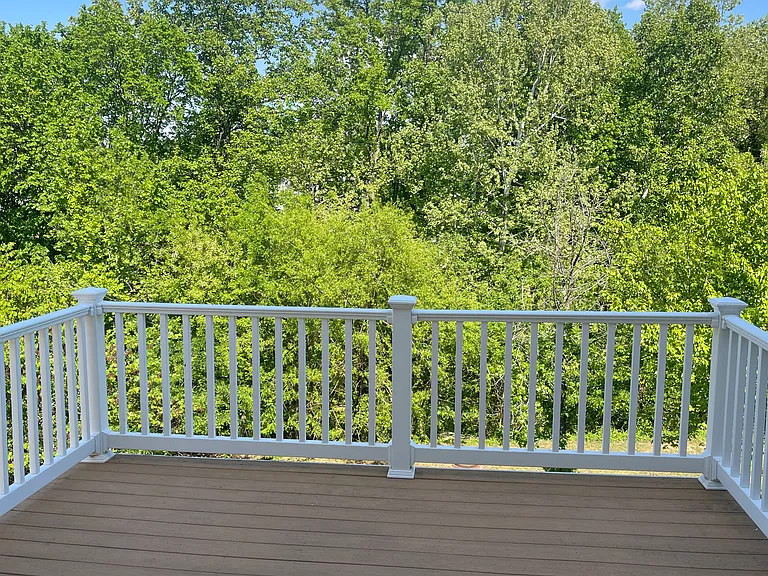328 Munahan Cir #B — Photo 5