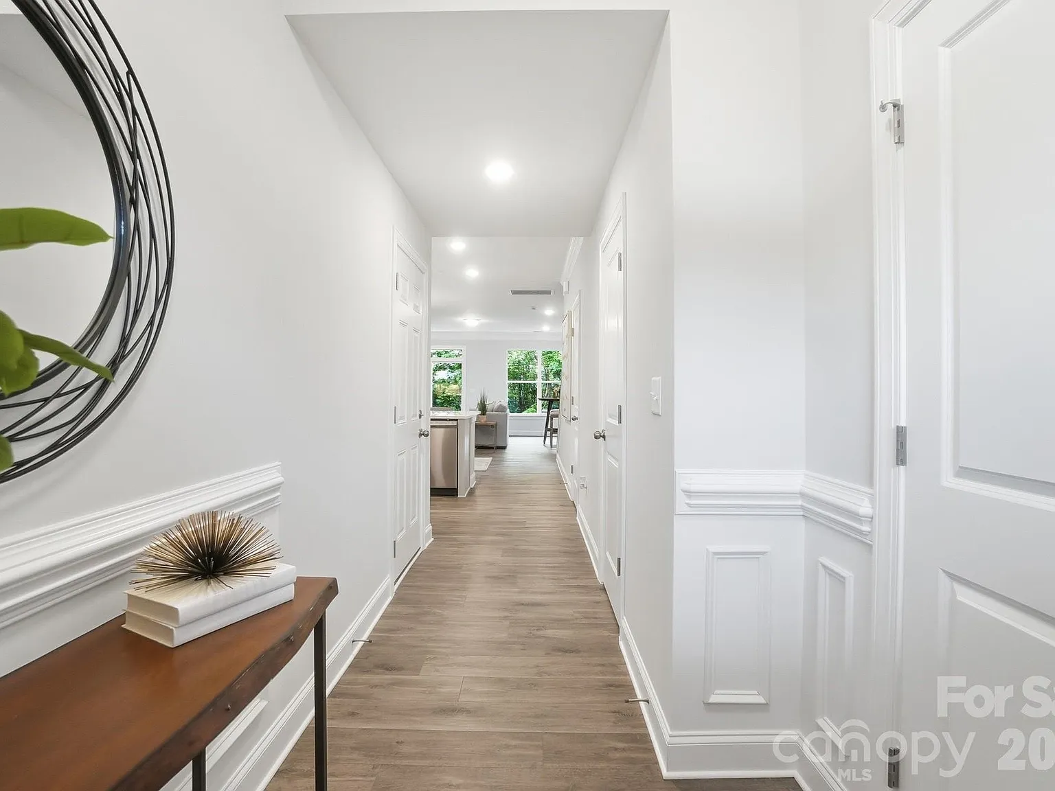 3 bed, 1732 sqft, $2,195 — Photo 3