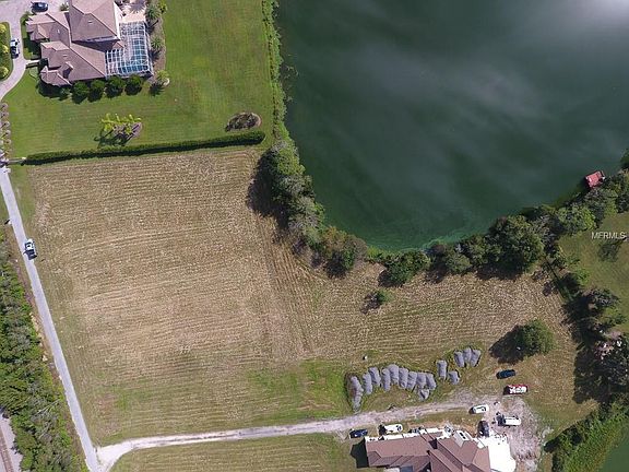 5th image of 13023 Tall Redwood Ln