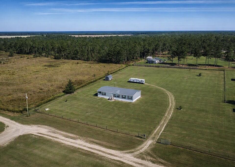 1st image of 181 Lone Oak Trl