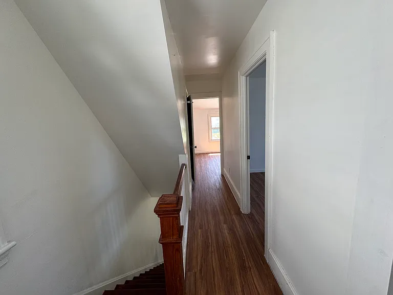 1469 Franklin St — Photo 9