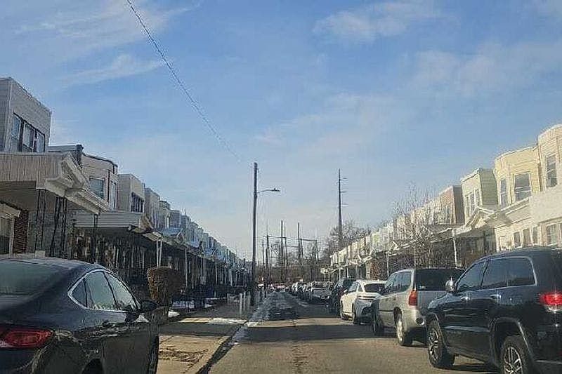 2nd image of 1621 W Mentor St